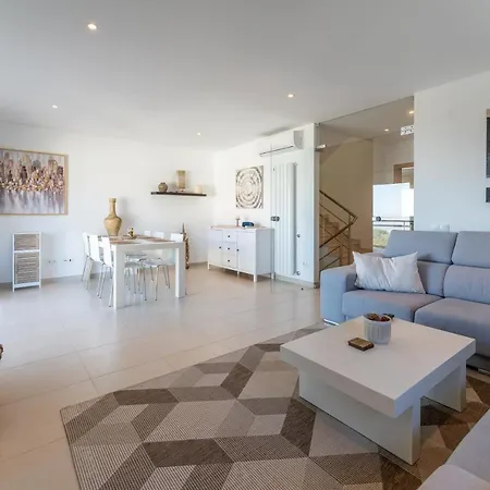 Villa Portola Beach House