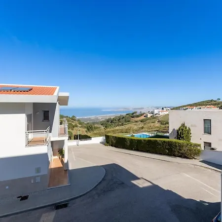 Portola Beach House Villa *